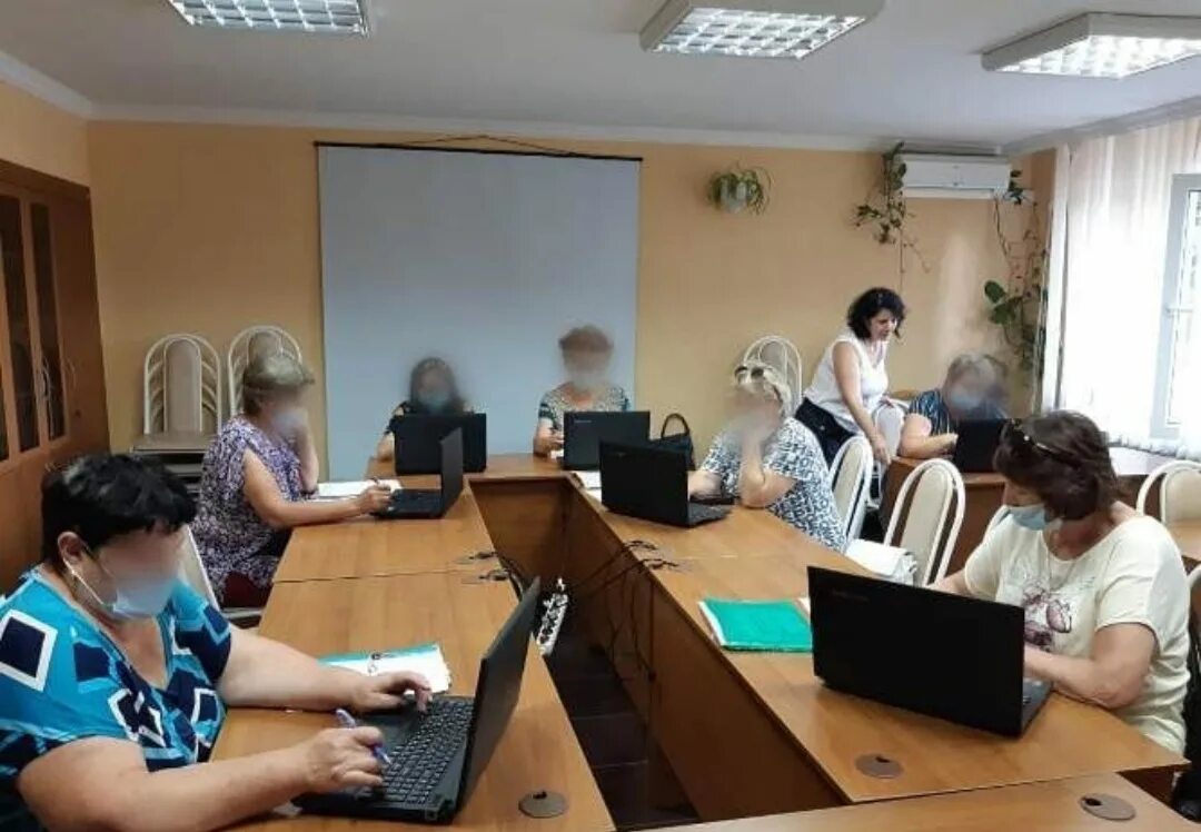 Центр соц обслуживания населения. Обучение компьютерной грамотности в майкопе бесплатно. Кцсон туринского района. Кцсон горно-алтайск. Приморский центр социального обслуживания населения кцсон.