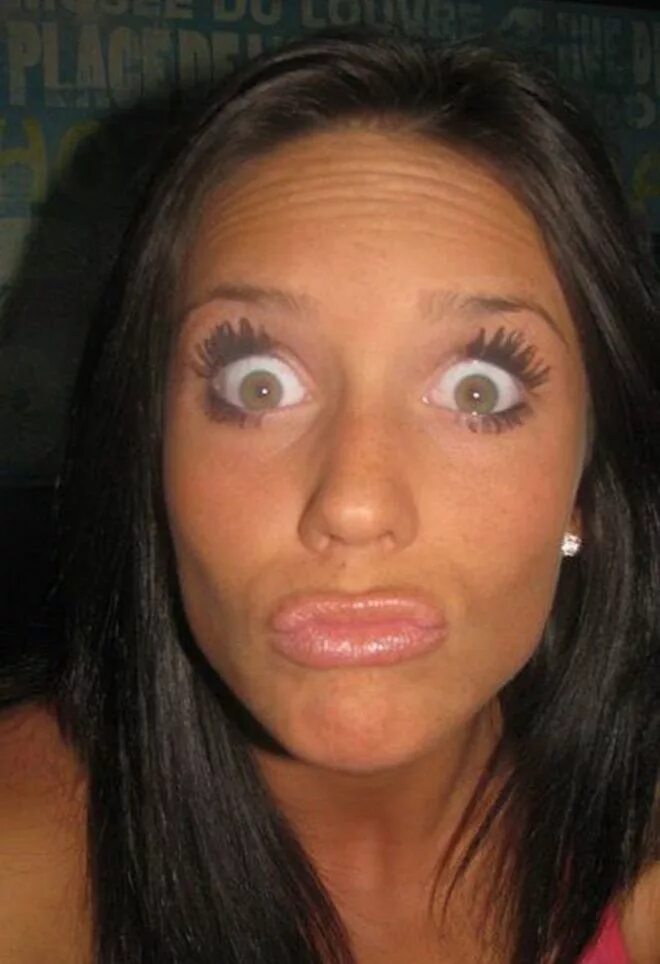 Девушки дакфейс. Duck face. Губки уточкой. Duck face. Губки уточкой.