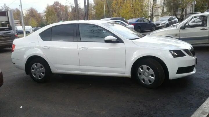 выкуп авто такси. выкупил авто такси. Hyundai solaris 2014 такси. выкуп машина для гражданин снг. шкода рапид такси.