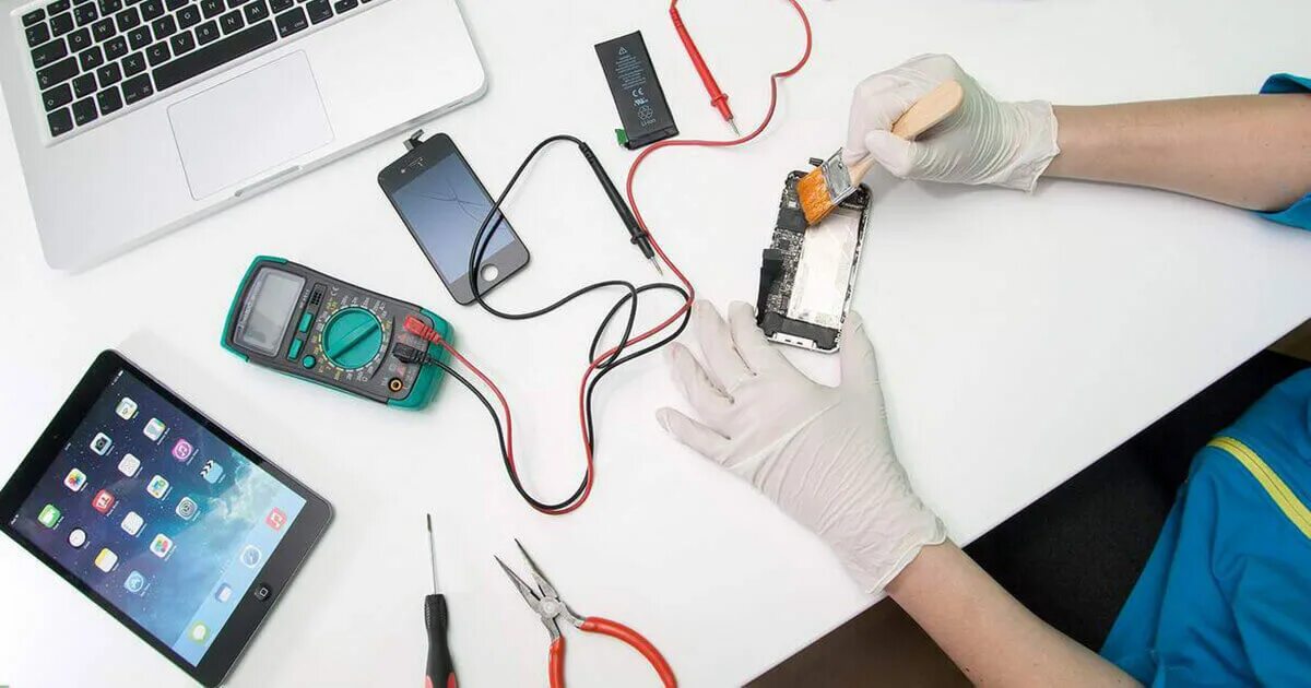 Как делают смартфоны. Nokia делает автомобили?. Где делают смартфоны. Где делают смартфоны. Материал телефона.