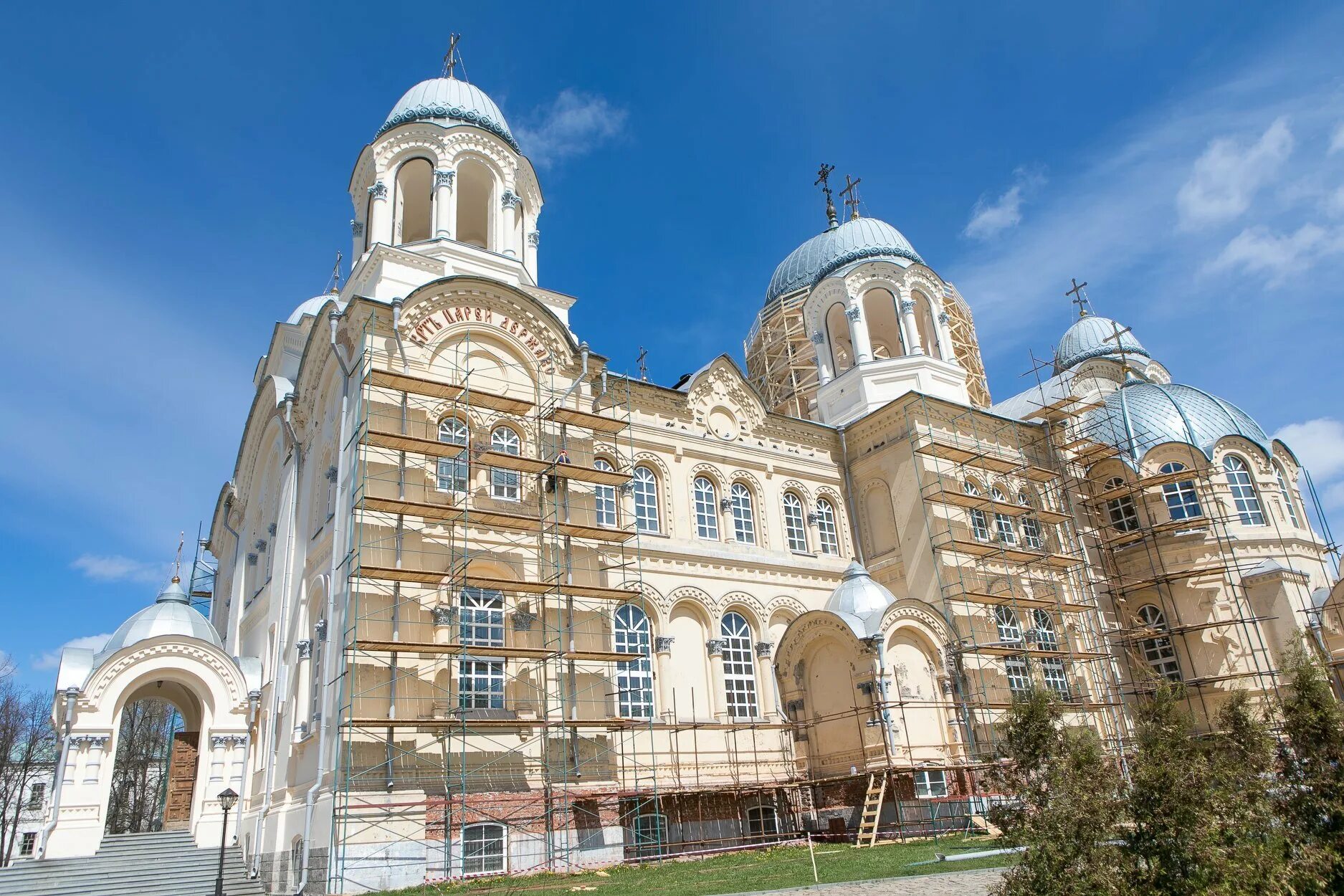 Свято-Николаевский Верхотурский мужской монастырь. Верхотурский Николаевский монастырь Верхотурье. Верхотурский Николаевский монастырь Николаевский храм.