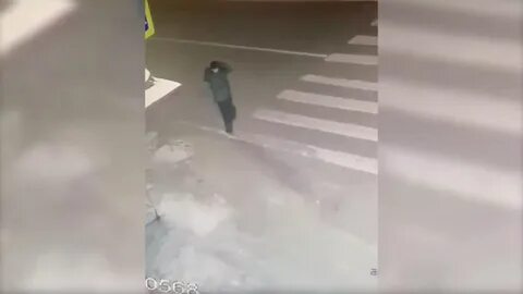 Парень ранит