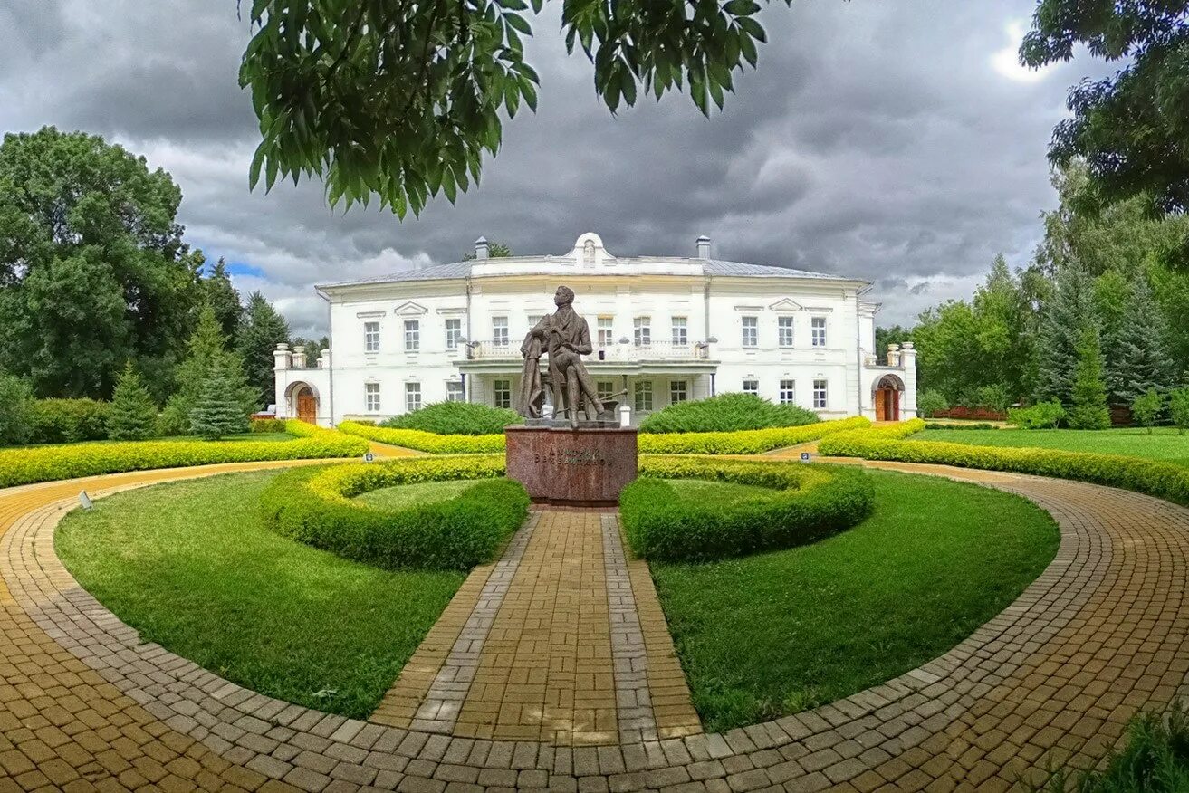 Каким качеством отличались предметы в усадьбе