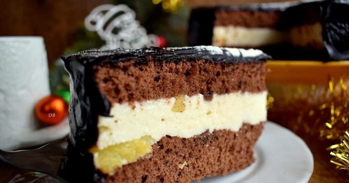 Торт с творожным кремом рецепт. Творожный крем для торта. Шоколадный бисквит с творожным кремом. Крем для бисквитного торта. Торт с шоколадным бисквитом и творожным кремом.