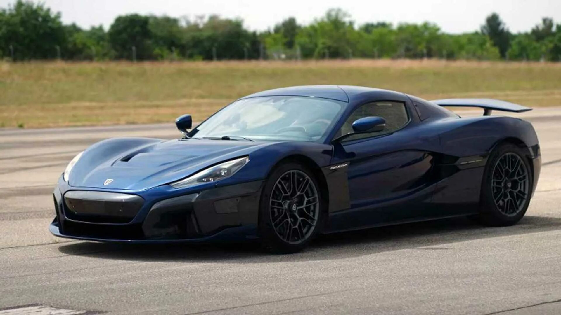 Невера машина. Гиперкар rimac nevera. Rimac concept two. 2022 римак невера. Машина rimac nevera.