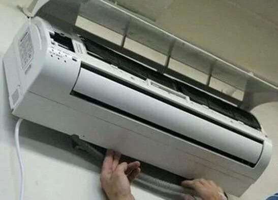 разобрать внутренний блок сплит системы самсунг. внутренний блок сплит системы. очистка фильтра кондиционера. жалюзи для кондиционера. чистка внутреннего блока кондиционера.
