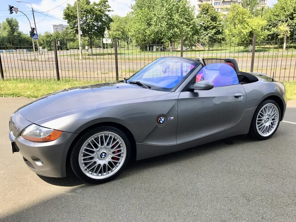 Z4 by. Z4 by