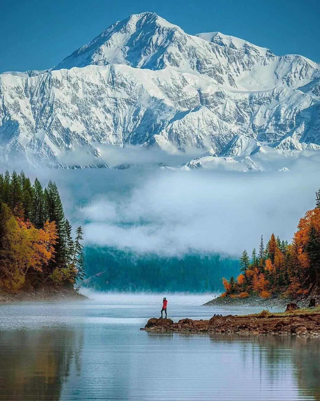 Alyaska. Анкоридж Аляска. Горы Аляски. Горы Аляски фото. Аляска природа.