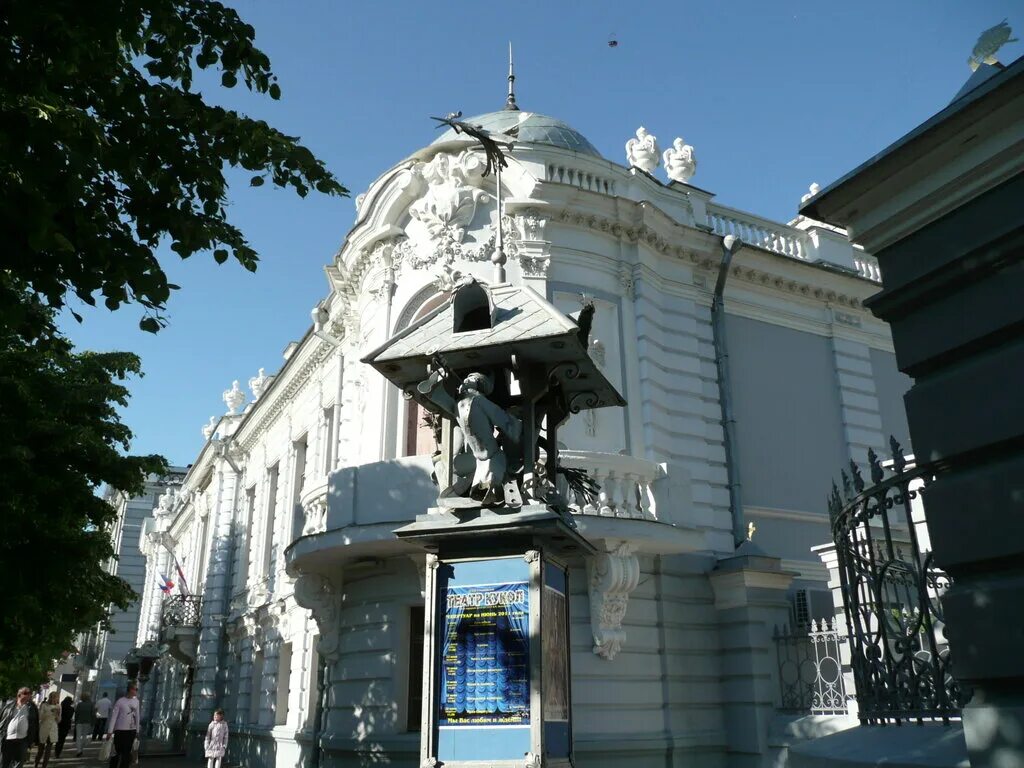 леонтьевой. театр кукол ульяновск здание. ульяновский областной театр кукол. м. леонтьевой.