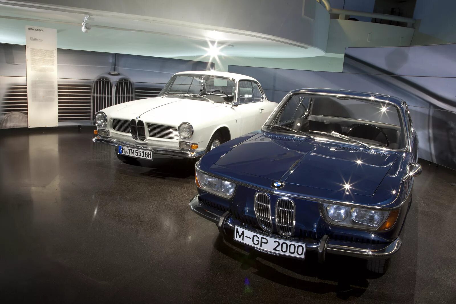 В каком году выпустили бмв. 1962 bmw 3200 cs. bmw 3200 2000. бмв в 1916 завод. бмв 3200 2011.