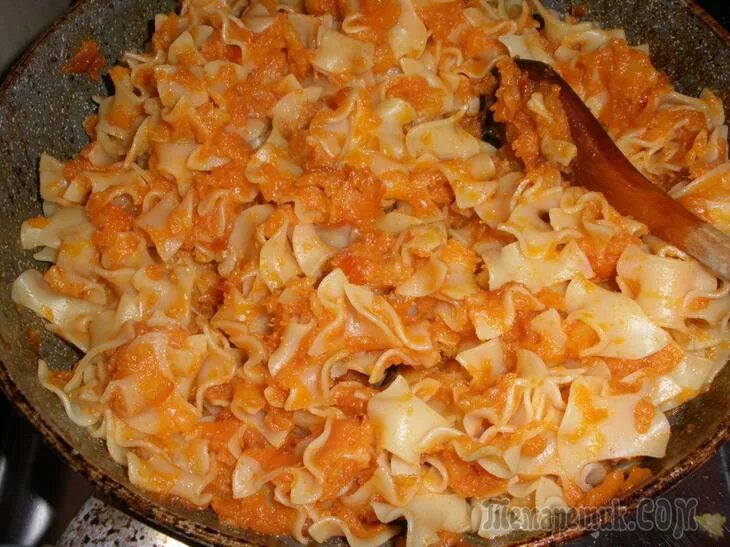 Очень вкусно из ничего. Конфеты рахат лукум. Рецепты из ничего. Очень вкусно из ничего. Пельмени на скорую руку.