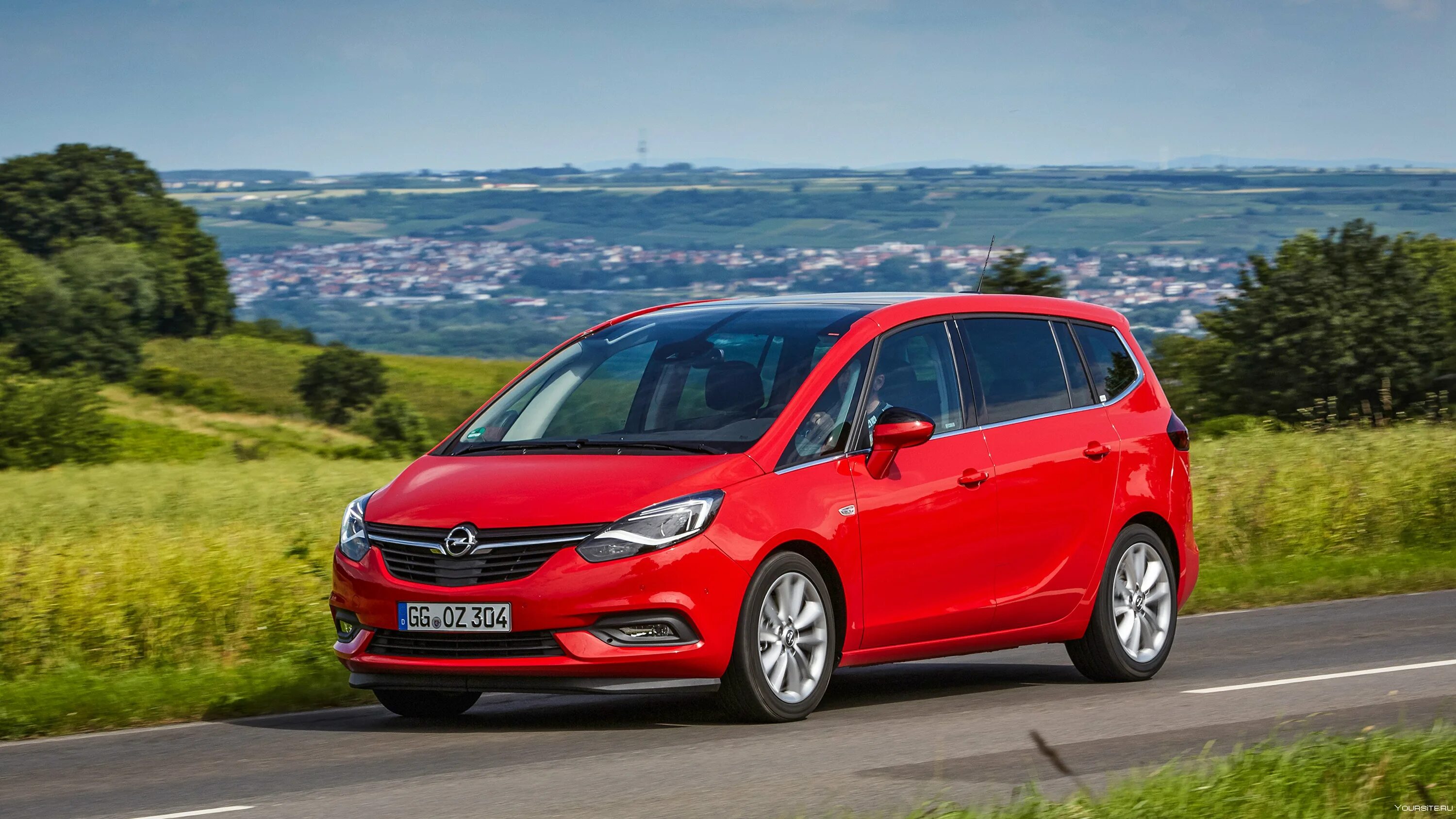 Опель зафира б 2. Opel Zafira. Opel Zafira Tourer. Zafira b OPC. Opel Zafira 2016.