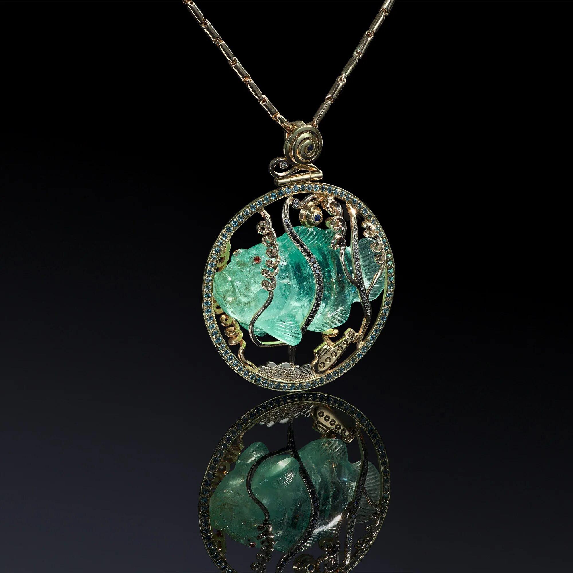 подвеска с овальным рубином. аквамарин джевелри подвеска. подвеска кулон из драгоценного камня в оправе. подвеска с драгоценными камнями. танзанит подвеска.