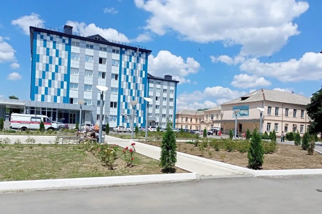 Банк прохладный. Банк прохладный. Прохладненская црб. Прохладный кабардино-балкария. Банки кбр прохладном.