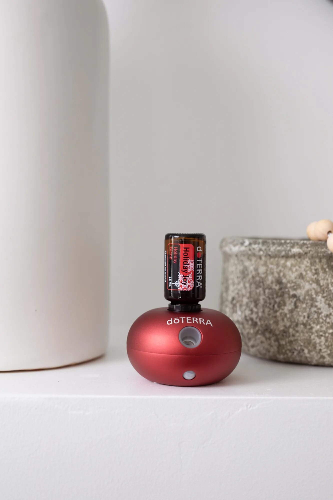 Диффузор bubble doterra. Pebble диффузор. диффузор дотерра лепесток. ароматический диффузор бабл гам.
