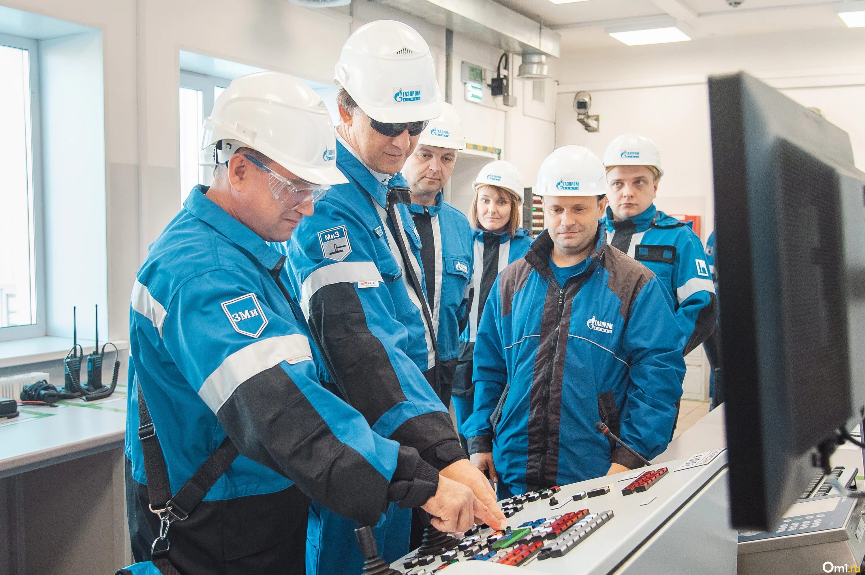 Платов отзывы работников. Работники русагро тамбов. Склад сдэк в домодедово. Вакансии русагро. Работник почты.