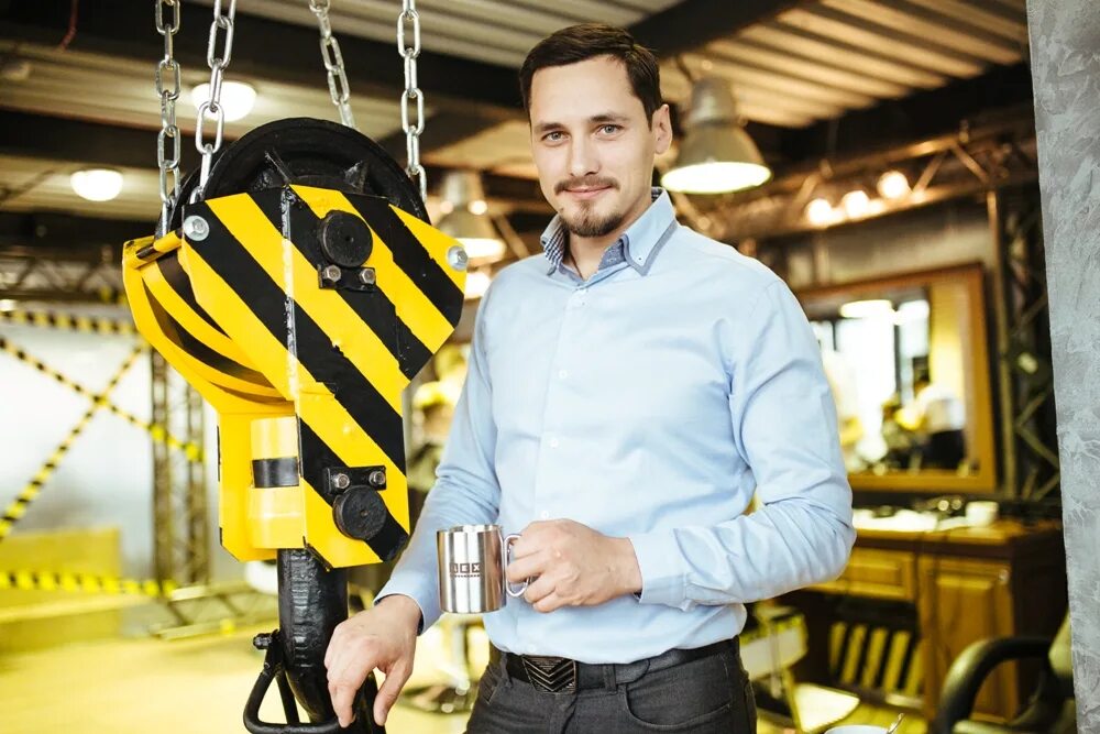 The цех барбершоп москва. Britva барбершоп санкт-петербург. сеть барбершопов top gun. топган барбер орел. барбершоп екатеринбург цех цех луначарского.