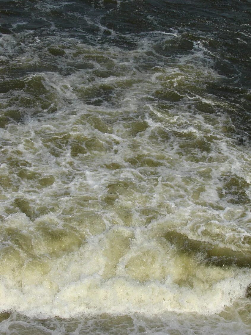 Бурлящее море. Бурление воды. Поток воды. Бурлящая вода. К чему снится поток воды