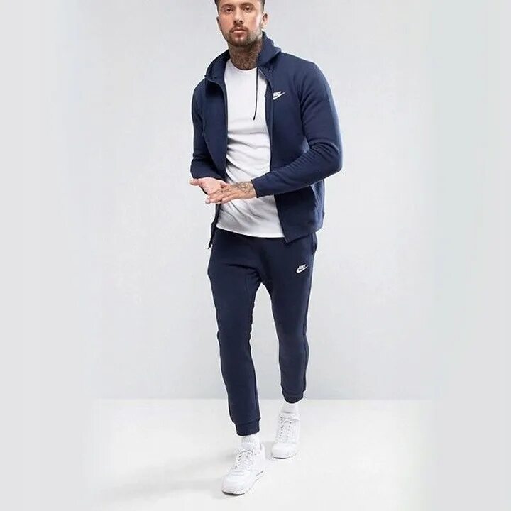 Найк для мужчин. Nike Tech Fleece костюм тёмно синяя. Спортивный костюм Nike мужской 2023. Костюм найк Нью беланс. Спортивка мужской 2023 Nike.