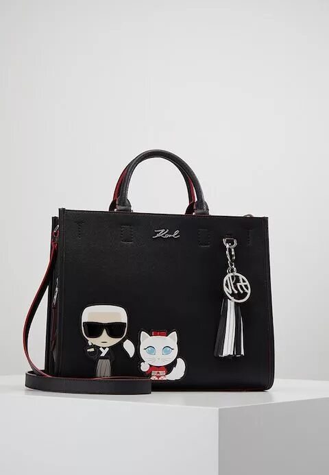 Karl tokyo. Сумочка Karl Lagerfeld. Karl сумка Lagerfeld Tokio.