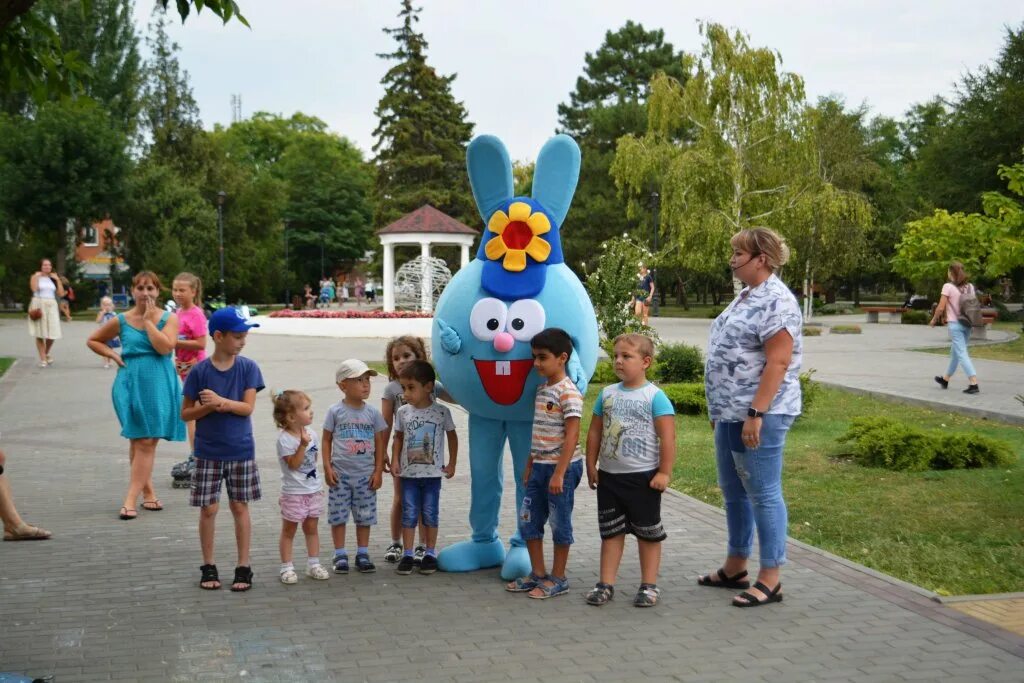 Город Темрюк. День города Темрюк. Темрюк парк. Городской дом культуры г.Темрюк.