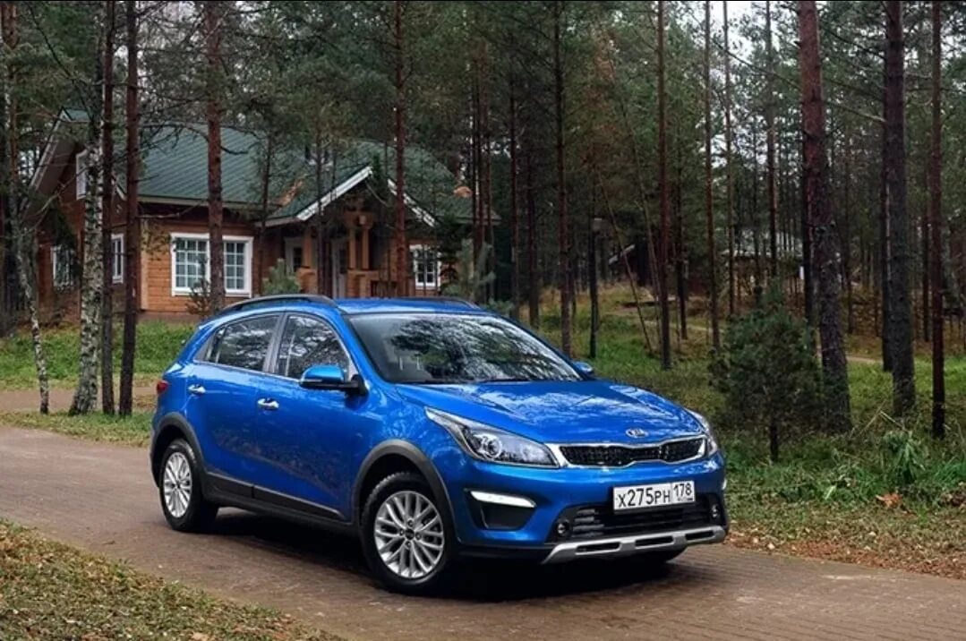 Kia Rio x-line. Kia Rio x-line синий. Кия Рио х лайн 2018. Киа Рио х-лайн 2017.