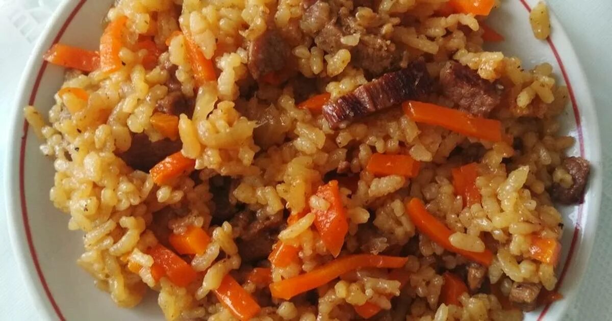 вкусный плов со свининой в мультиварке. плов с индейкой. плов из свинины в мультиварке. вкусный плов в мультиварке со свининой. плов в мультиварке со свининой.