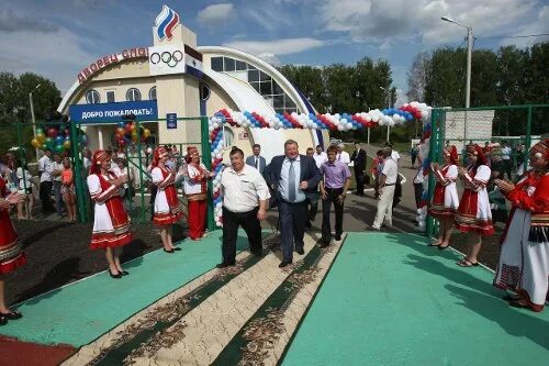 Погода дубенках мордовия сегодня. Дубёнки Дубёнский район Мордовия. Дубенский район с Дубенки. Село Дубенки Республика Мордовия. Дубенский район Дубенки Мордовия библиотека.