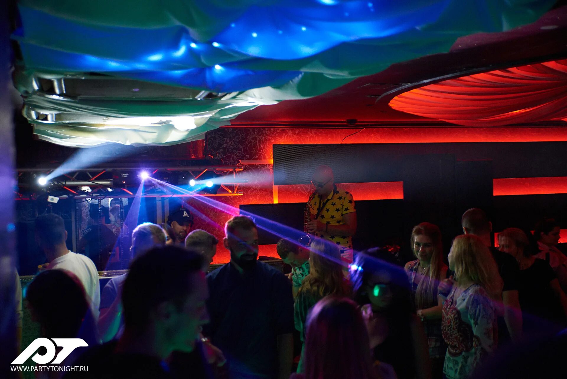 пурпур клуб москва. пурпур клуб. Pur pur afterparty фотоотчет. пурпур клуб москва. пурпур на мясницкой.