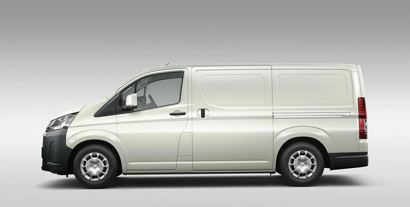 Toyota hiace van. Toyota Hiace 2021 фургон. Toyota Hiace van 2019. Тойота Хайс микроавтобус 2021. Тойота Хайс микроавтобус 2020.