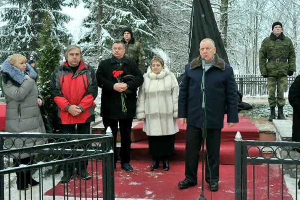 Сайт демянского муниципального. Никольское Демянский район Новгородская область. Село Никольское Демянский район. Администрация Демянского района. Лагерь Лесное Новгородская область Демянский район.