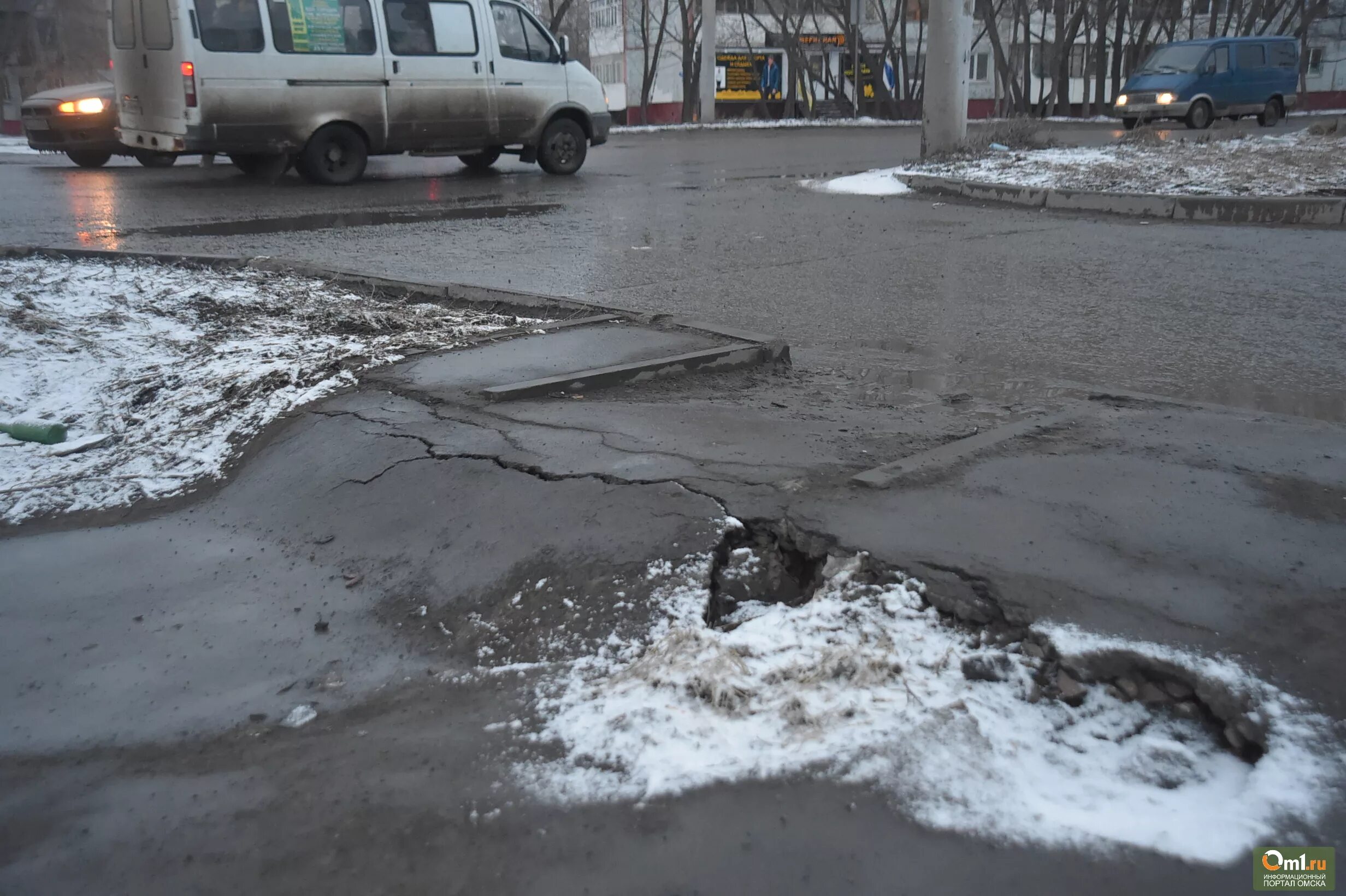 Омск дороги. Дорожная служба. Выбоины Омск. Дороги Омска сегодня.