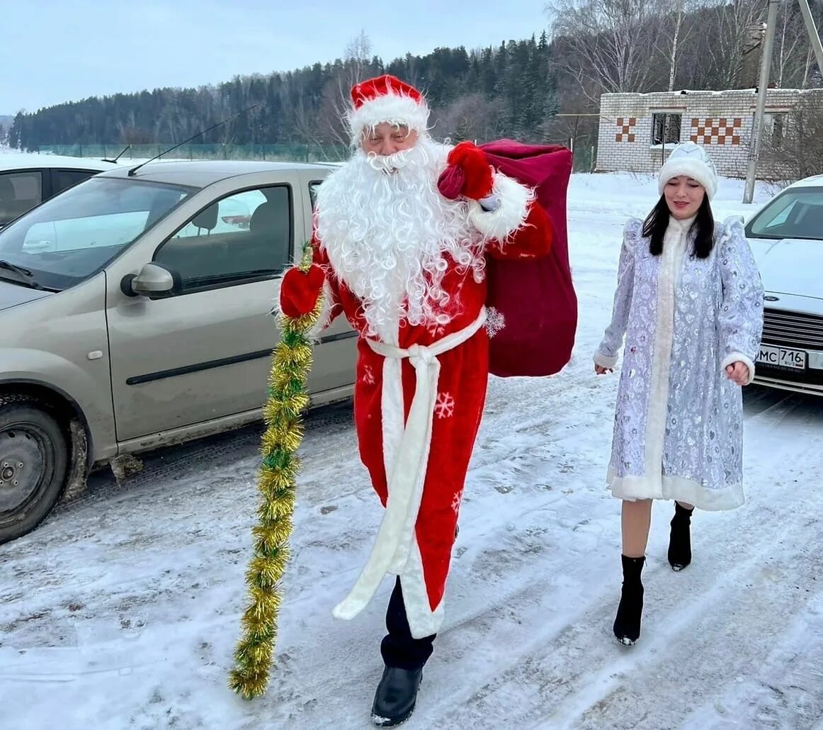 дед мороз колотун бабай. сагаан убугун дед мороз. чысхаан. чисхан якутский дед мороз. дед мороз колотун бабай.