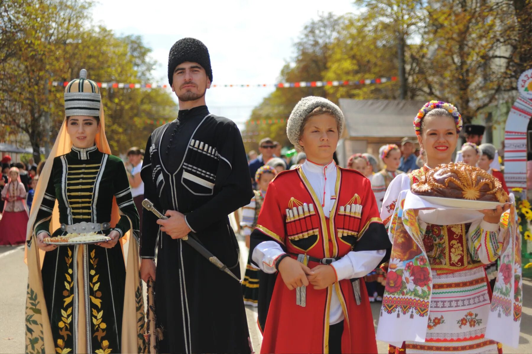 Майкоп столица Республики Адыгея. Адыгейцы Майкоп. Население города Майкопа Республика Адыгея.