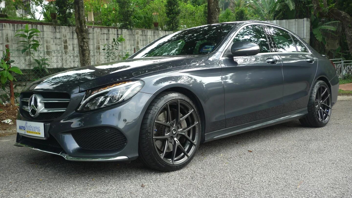 Купить мерседес w205. Mercedes w205 r19. Диски Мерседес w213. Диски w213 AMG. Mercedes Benz w205 r19.