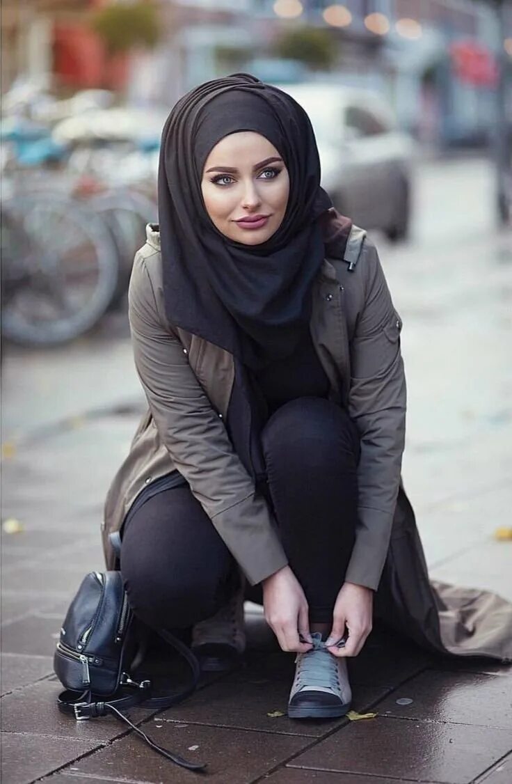 Hijab girl 18