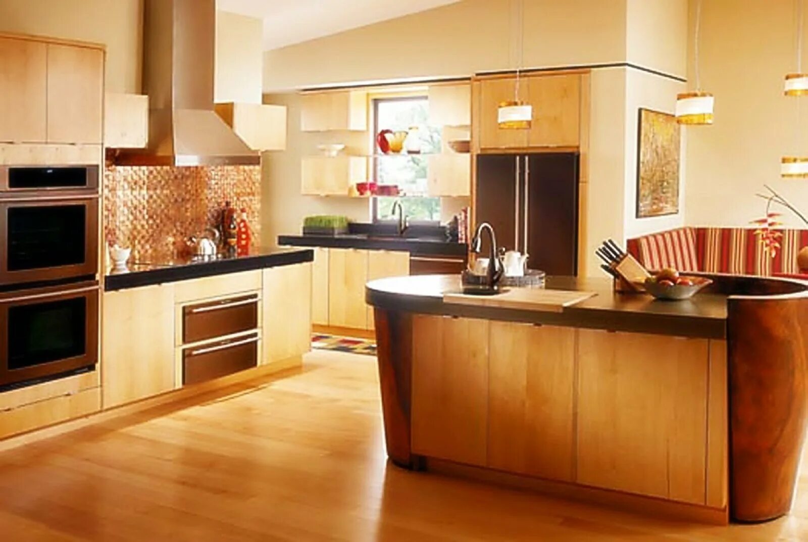 Сделай кухню теплый. Кухонный интерьер. Коричневая кухня в интерьере. Кухня цвета дерева. Кухня в коричневых тонах.