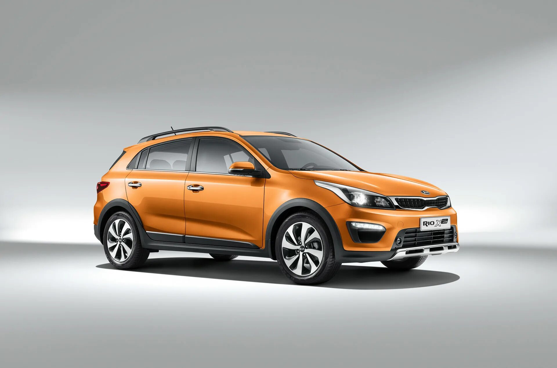 Купить киа x line. Kia Rio x-line 2021. Kia Rio XLINE 2021. Kia Rio x-line 2017. Kia Rio x-line 2021 комплектации.