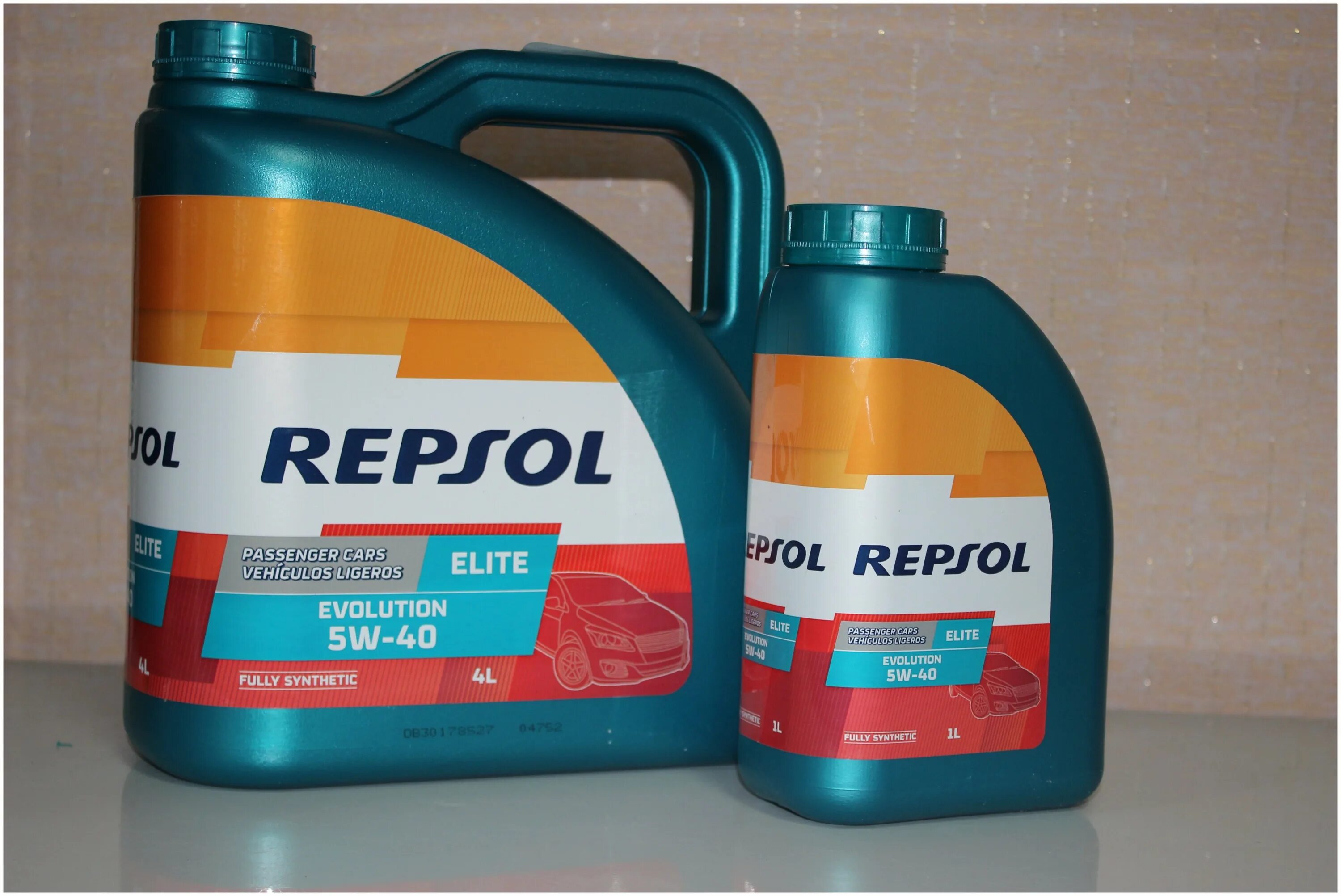 Репсол масло производитель. Масло моторное Repsol Elite multivalvulas 10w40. Моторное масло Repsol Elite Evolution 5w-40 4l. Rp Elite Evolution 5w40. Моторное масло Repsol Elite competicion 5w40 4 л.