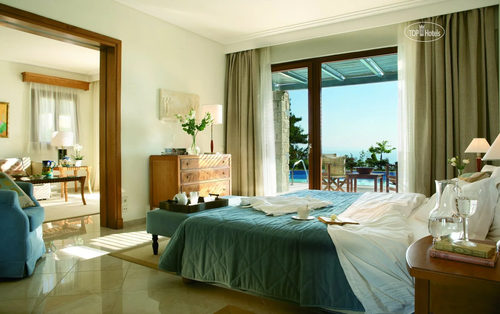 Греция на двоих цена. Aegean Melathron Thalasso Spa Hotel. Aegean 5 Melathron Thalasso. Aegean Melathron Халкидики Греция. Отель в Греции Аеген Мелатрон.