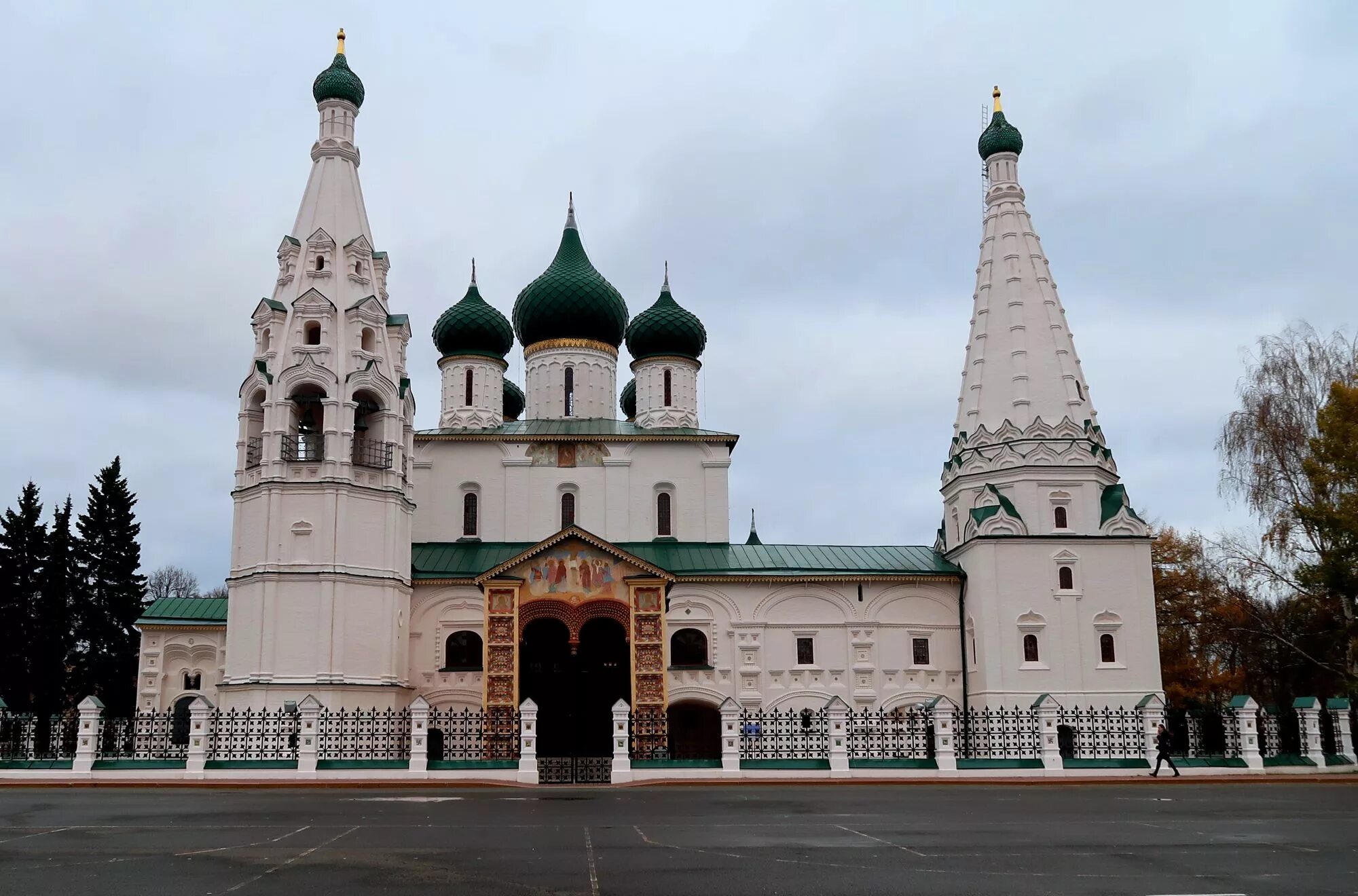 Храм ильи. Церковь ильи пророка в ярославле. церковь ильи пророка в ярославле-17в.. церковь ильи пророка в ярославле 17 века. церковь ильи пророка ярославль в 17 веке.