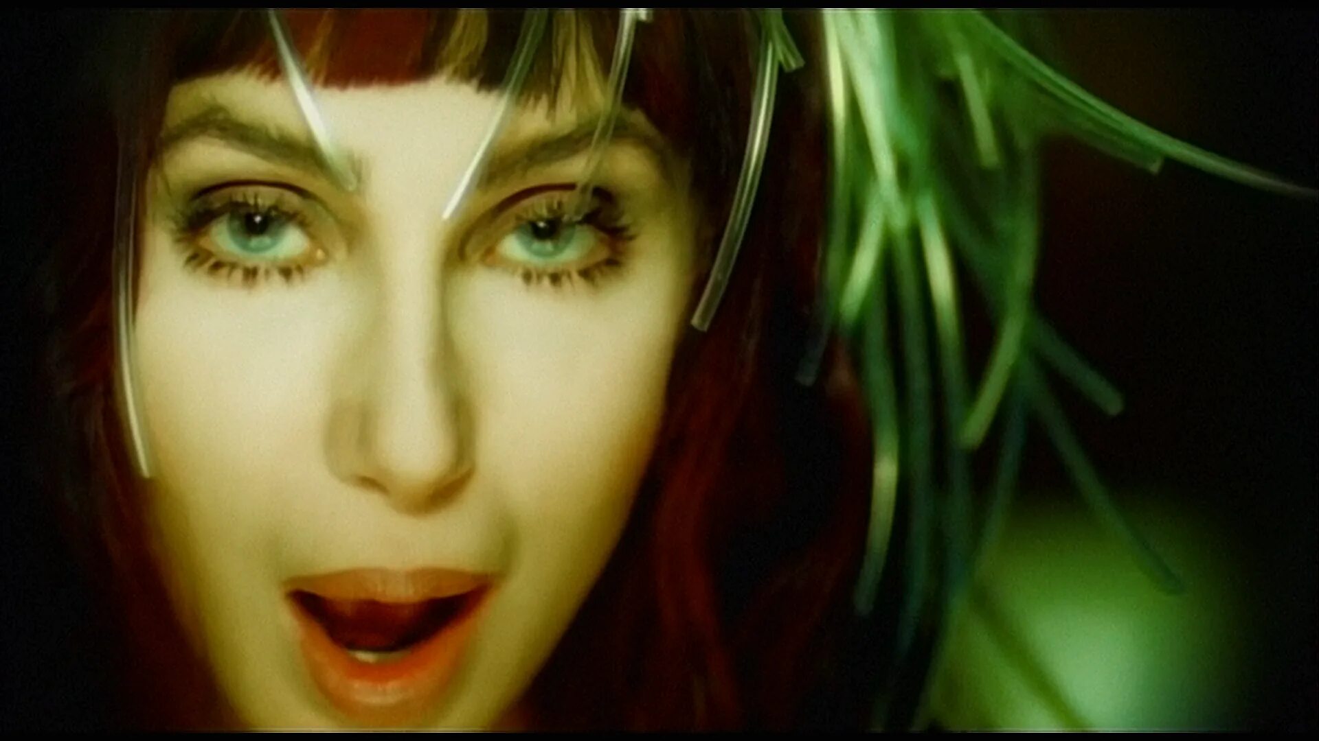 Believe песня шер. Шер 1998. Cher обложки. Шер 2000 год. Cher if i could turn back time.