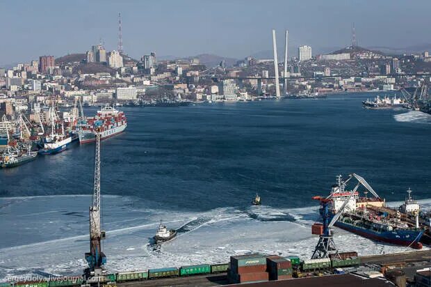 2 vladivostok. Владивосток картинки. Достопримечательности Владивостока для детей детского сада. Прикольные картинки про Владивосток. Владивосток 2д.