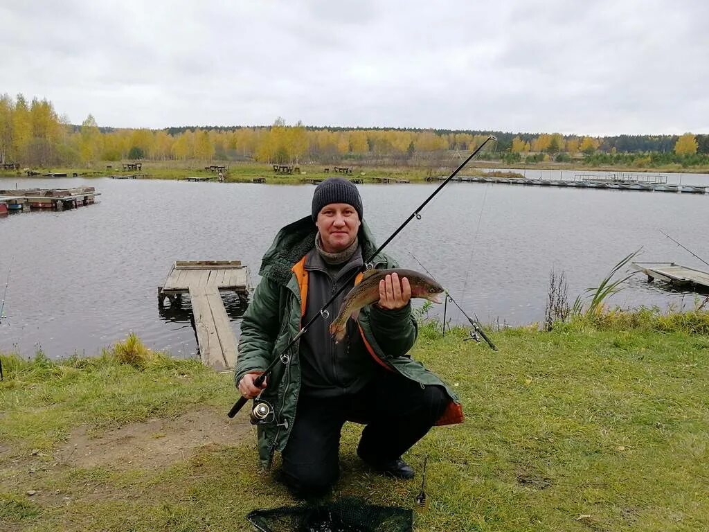 Платная рыбалка. Рыбалка на платных прудах. Платники рыбалка. Рыболовные платные водоемы. Где сейчас рыбачат