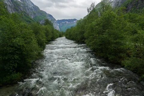 Река сия