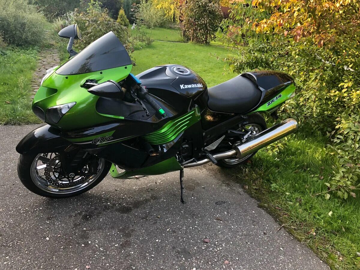 Kawasaki ninja 250r ex250. Kawasaki ninja 400 вес. Мото кавасаки ниндзя 400. Kawasaki zzr 1400. Zx14r kawasaki.