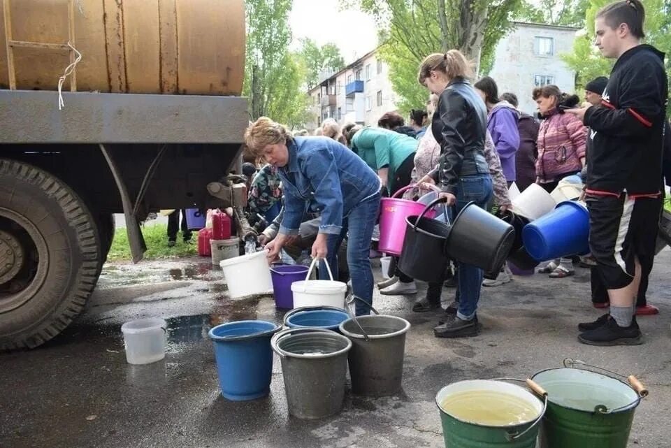 Подвоз питьевой воды. Подвоз воды населению. Подвоз технической воды. Подвоз воды Донецк. Новости без воды