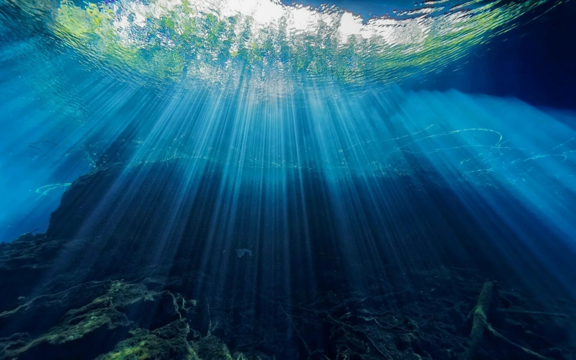 Вода снизу вверх
