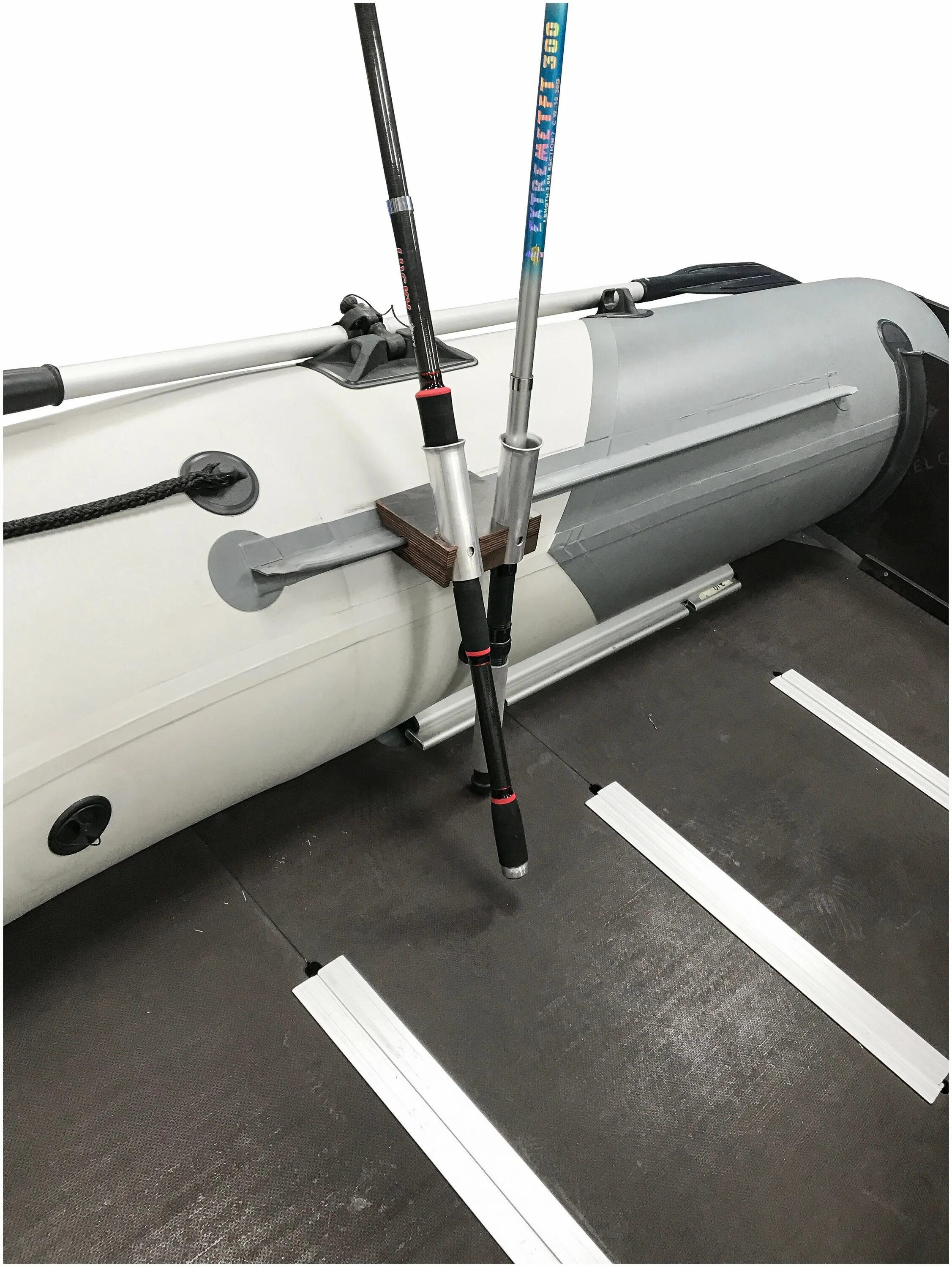 держатель спиннинга к лодке кайман 300. держатель спиннинга укб 2м. держатель удилища на фрегат jet. держатель спиннинга на лип трос. пвх держатели спиннинга.