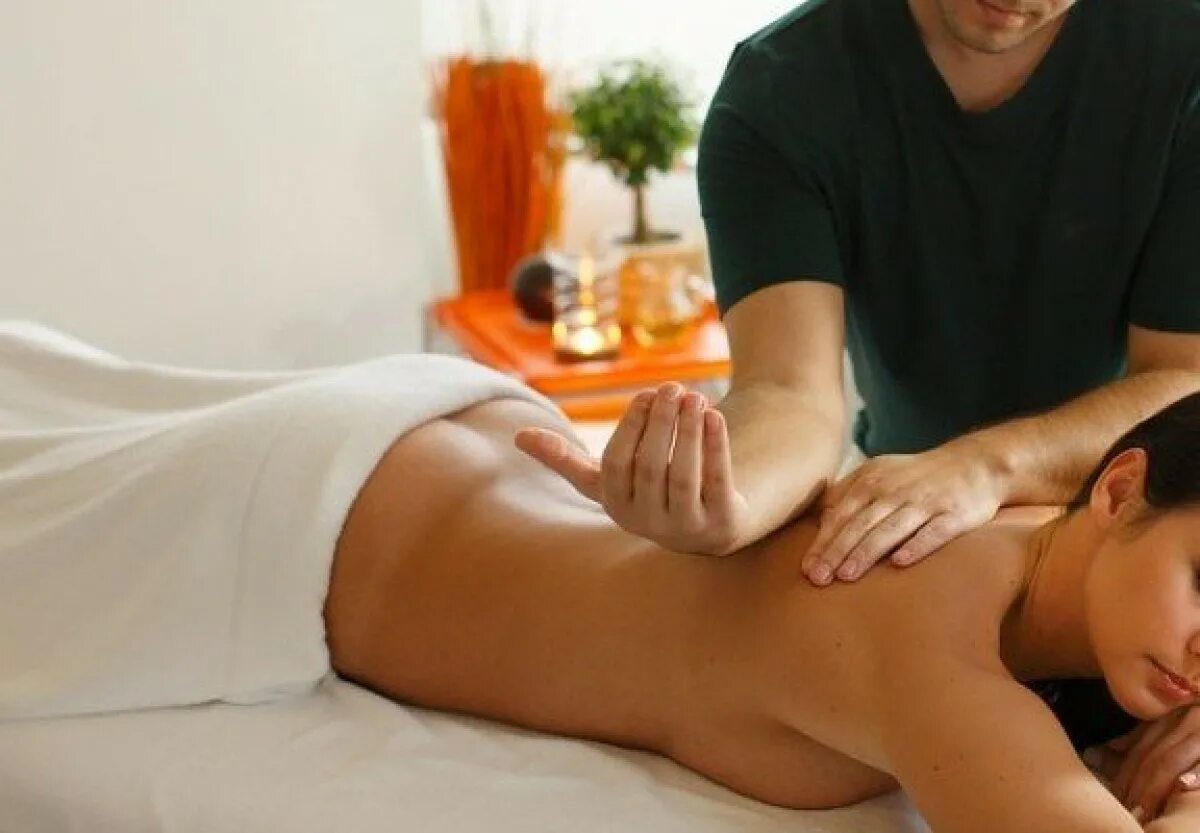 Masseur massage